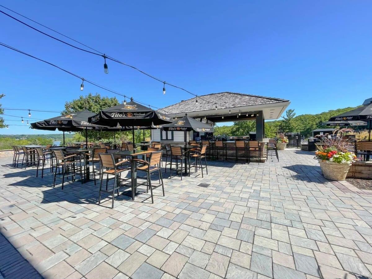 New Lake Como Condo With Lake Views Lake Geneva Luaran gambar