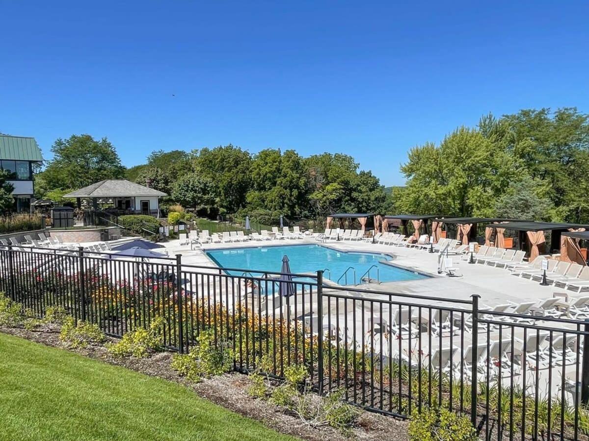 New Lake Como Condo With Lake Views Lake Geneva Luaran gambar