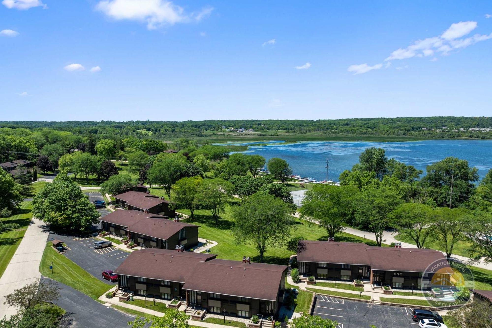 New Lake Como Condo With Lake Views Lake Geneva Luaran gambar